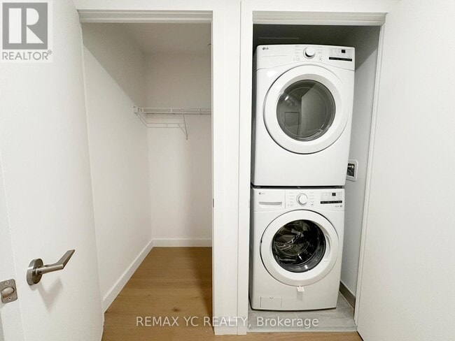 Photo - 1720 Bayview Ave Unité 214