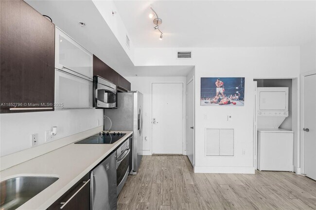 Photo - 90 SW 3rd St Condo