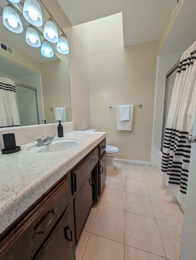 Photo - 2801 Hoad Ln