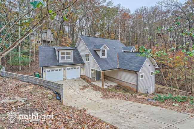 Photo - 160 Buckthorn Ct House