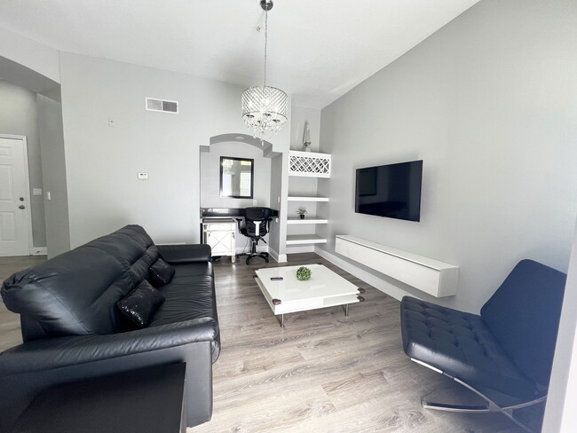 Photo - 7220 Westpointe Blvd