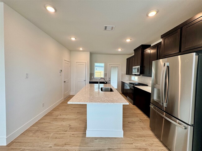 Photo - 1210 Shaded Rock Dr