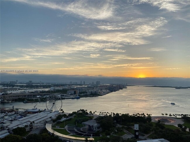 Photo - 253 NE 2nd St Condo Unit 3005