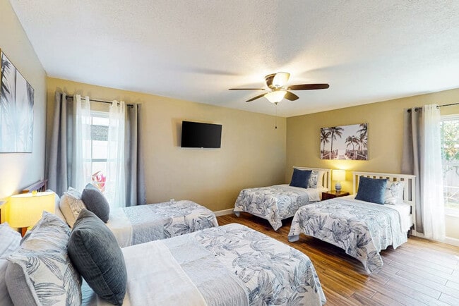 Photo - 7215 25th Dr W Unit SI ID1591416P