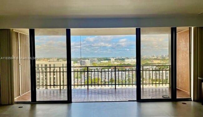 Building Photo - 11113 Biscayne Blvd Unit 11113 Biscayne Blvd  1956