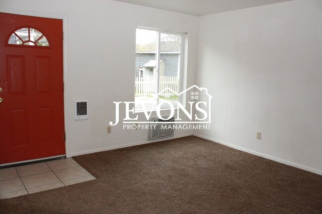 Photo - 309 N Naches Ave Unit 4