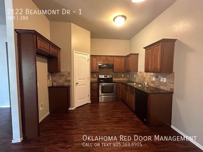 Photo - 2122 Beaumont Dr