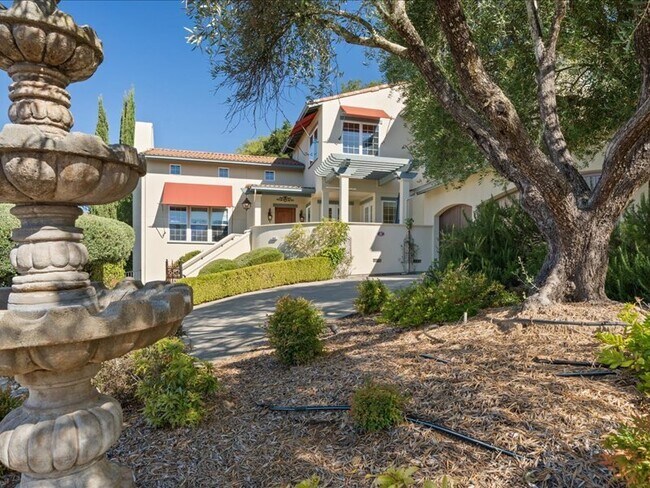 Photo - 265 Clear Ridge Dr