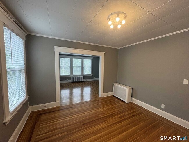 829 Edgewood Ave