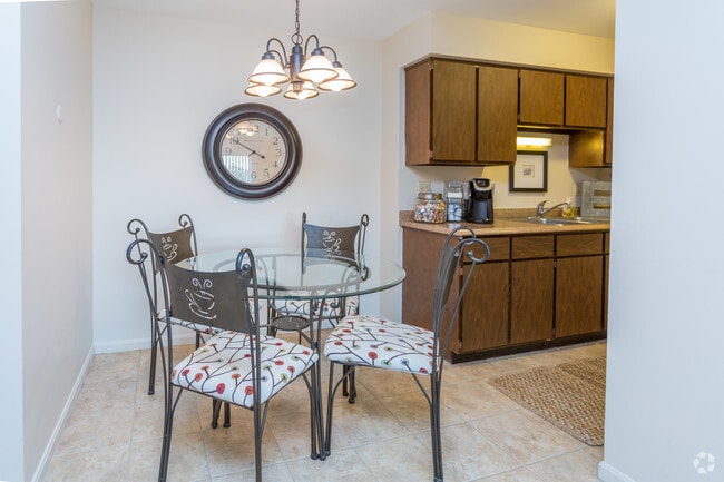 2BR, 2BA