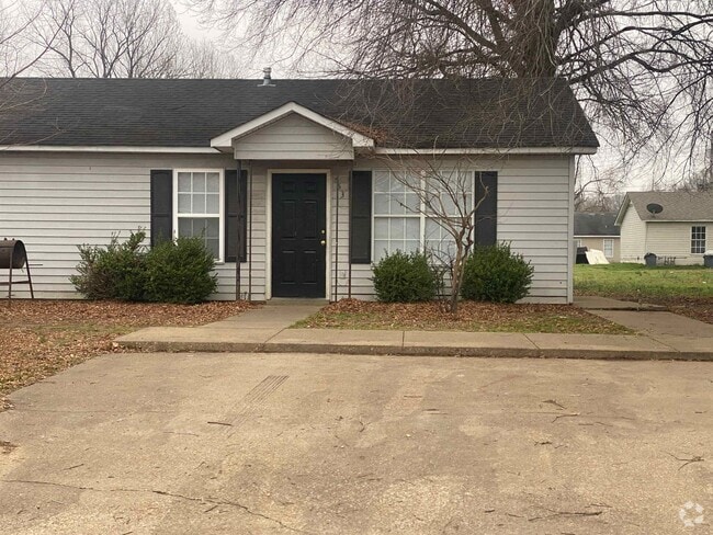 Building Photo - 453 Otis Dr Rental
