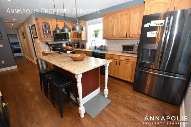 Photo - 1200 Bay Highlands Dr