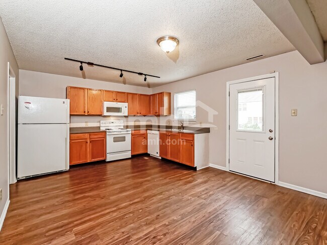 Photo - 6768 W Philadelphia Dr