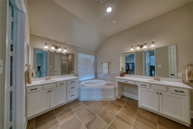 Photo - 29311 Ribbongrass Ct