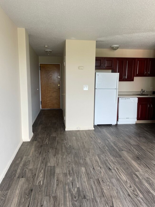 600A LLC