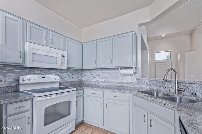 14307 W Lexington Ave