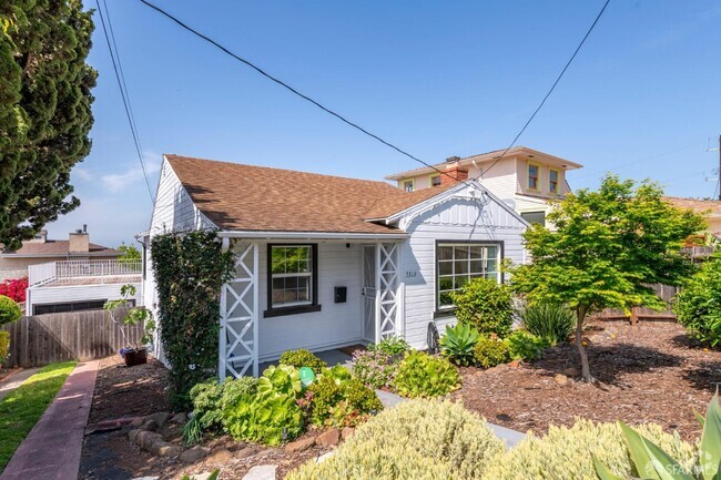 Building Photo - 3319 Herrier St Rental