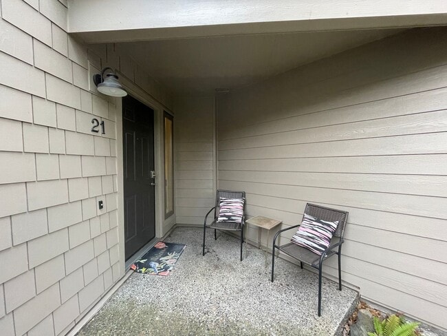 Photo - 2 Bed 2 Bath Corner Condo~Cedar Mill w/ Br...
