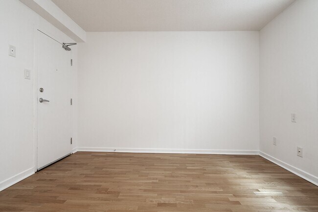 Photo - 56 Maitland Street Unit 306