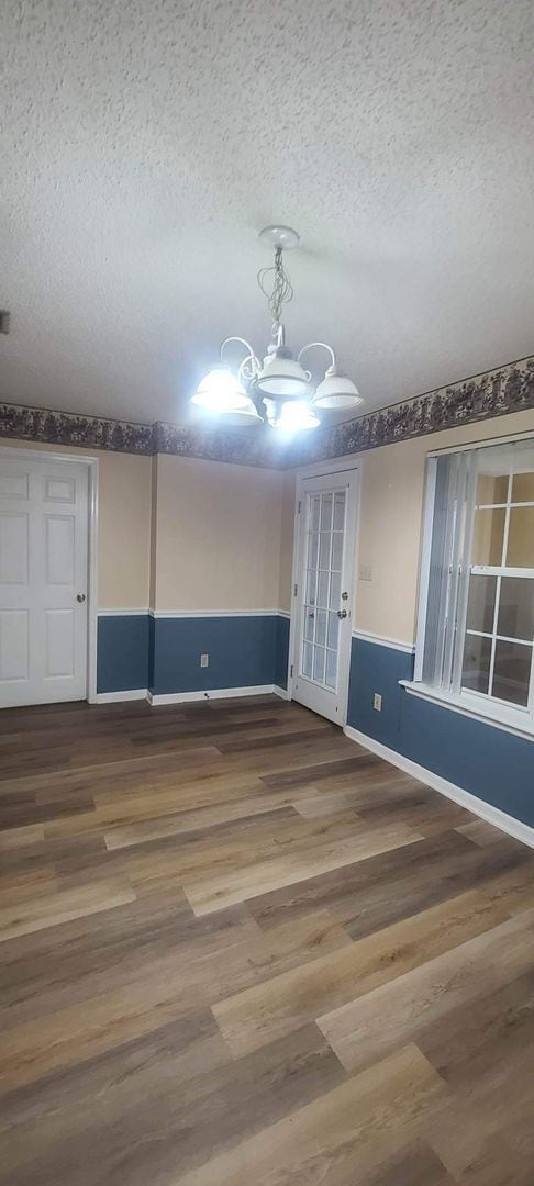 Photo - 3835 Cross Creek Trail