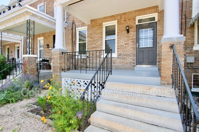 Photo - 3921 Illinois Ave NW