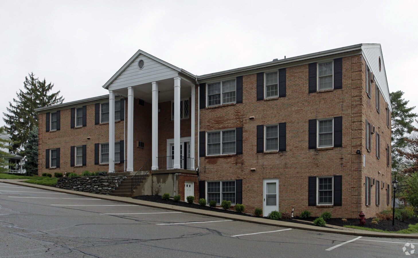 Montclair in the Woods Apartments Cincinnati, OH