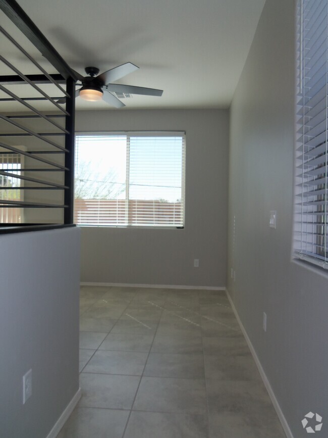 Building Photo - 4272 E Columbus Park Pl Rental