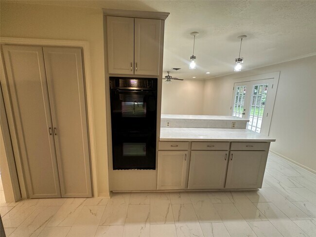 Photo - 3611 Broadmead Dr