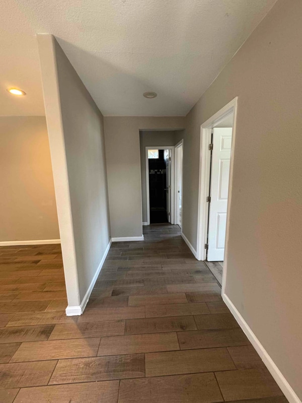 Photo - 1610-12 Dahlia Ave Unidad 1610 (Front)