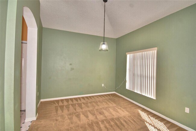 Photo - 439 Churchill Ct