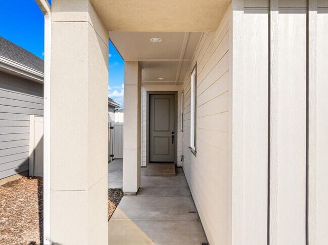 Photo - 9030 W Bowie St