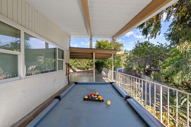 Photo - 4902 54th St