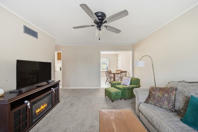 Photo - 702 E Karma Ave