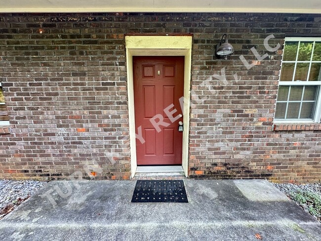 110 Clay Dr Unit 110 Clay Drive- Apartment 3
