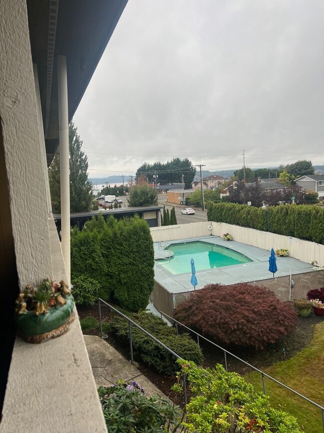 Beautiful 2 Bed 2 Bath Condo in Tacoma! 55... - Beautiful 2 Bed 2 Bath Condo in Tacoma! 55...