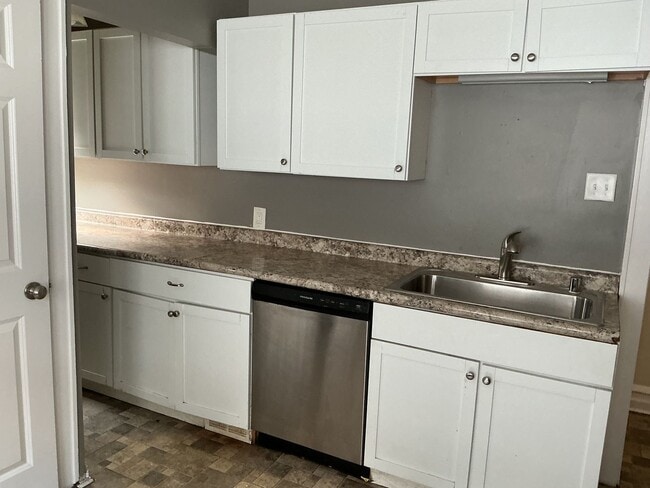 Building Photo - 4531 N 40th St