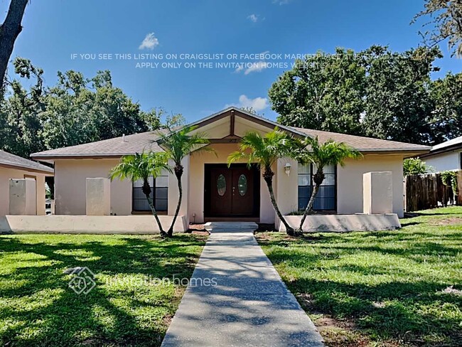 Photo - 907 Lakemont Dr House