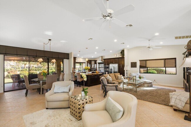 45250 Vista Santa Rosa