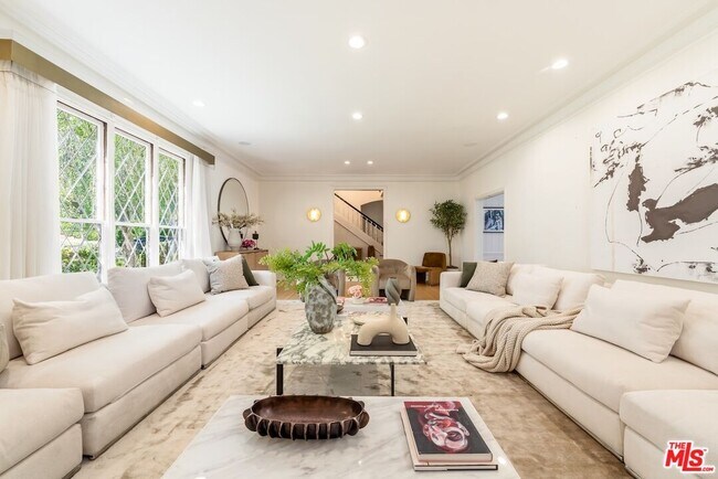 628 Sierra Dr