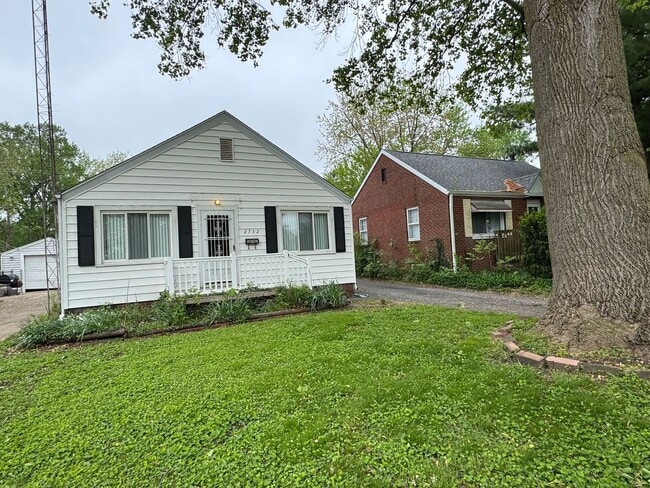 The Ultimate Floor-ty: 3 Bed/1.5 Bath Home... - The Ultimate Floor-ty: 3 Bed/1.5 Bath Home...