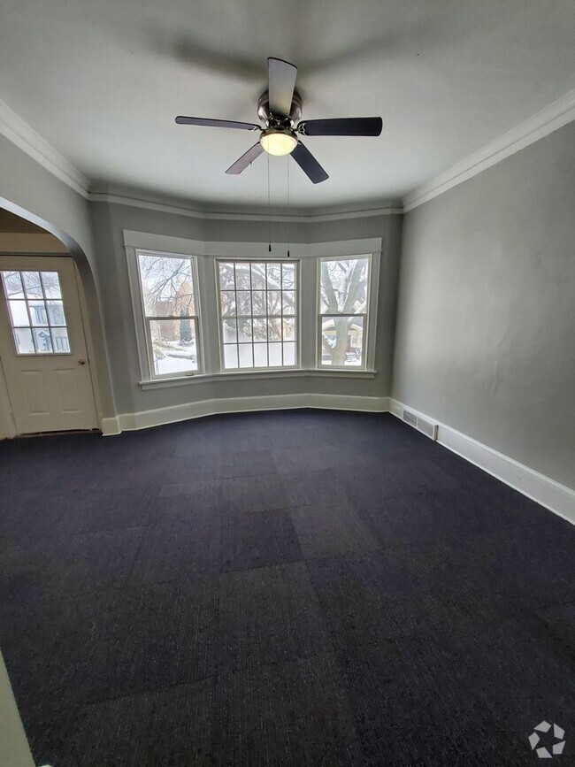 Building Photo - 1853-1855-1855 N 39th St Unit 1855 (Upper) Rental