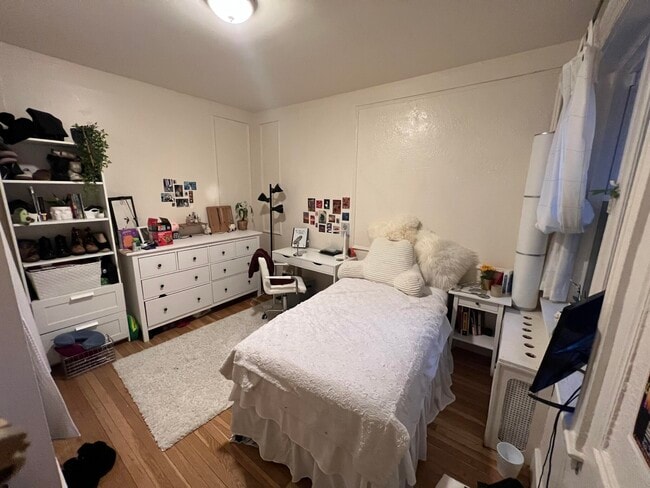 Photo - 288 Foster St Unit 1