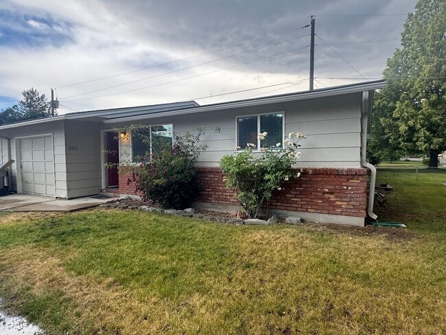 Photo - 2175-2175 S Curtis Rd Unidad 2173