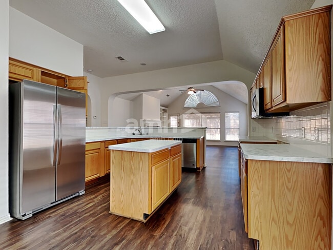 Photo - 4612 Belladonna Dr