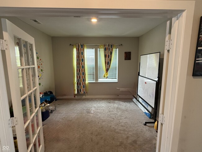 Photo - 8754 Laurelton Pl