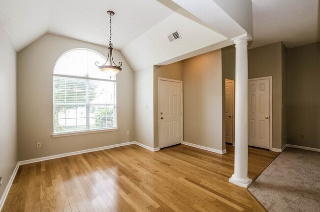 Photo - 8180 Cross Point Dr