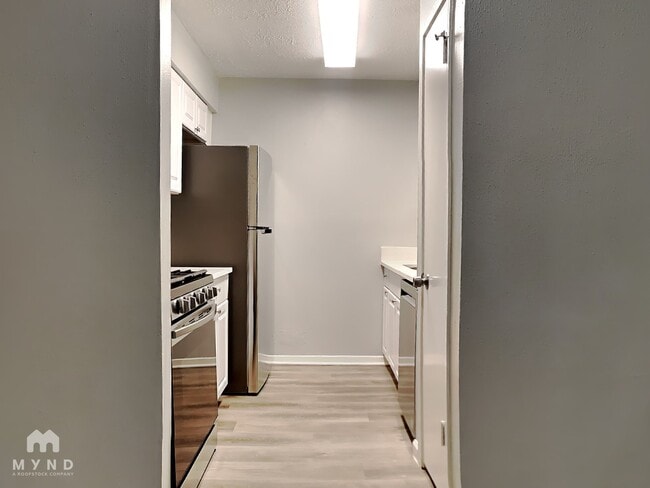 Photo - 6410 Harcourt Dr