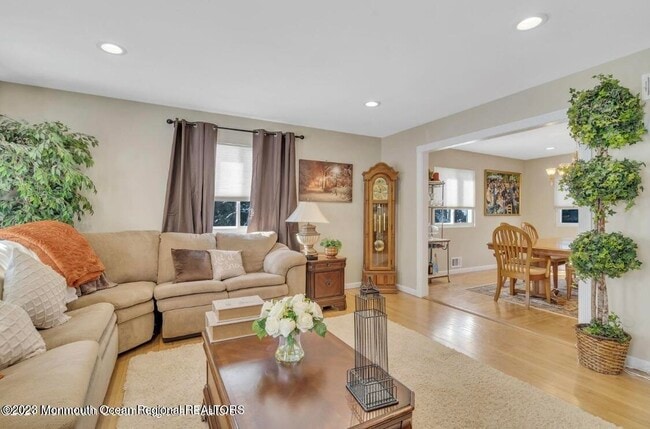 Photo - 1111 Madison Ave