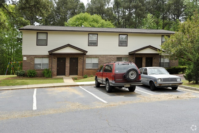 Laurelwood Apartments - Laurelwood Apartments