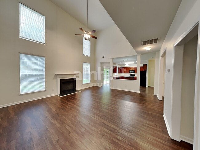 Photo - 16202 Grafham Cir